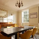 The Royal Retreat -Elegant 7Bdr With Garden