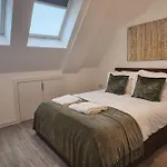 Paradigm Court, Brand New 1-Bedroom Flat