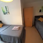 Private Rooms In A Shared House In Oxford - Host Lives In The Property