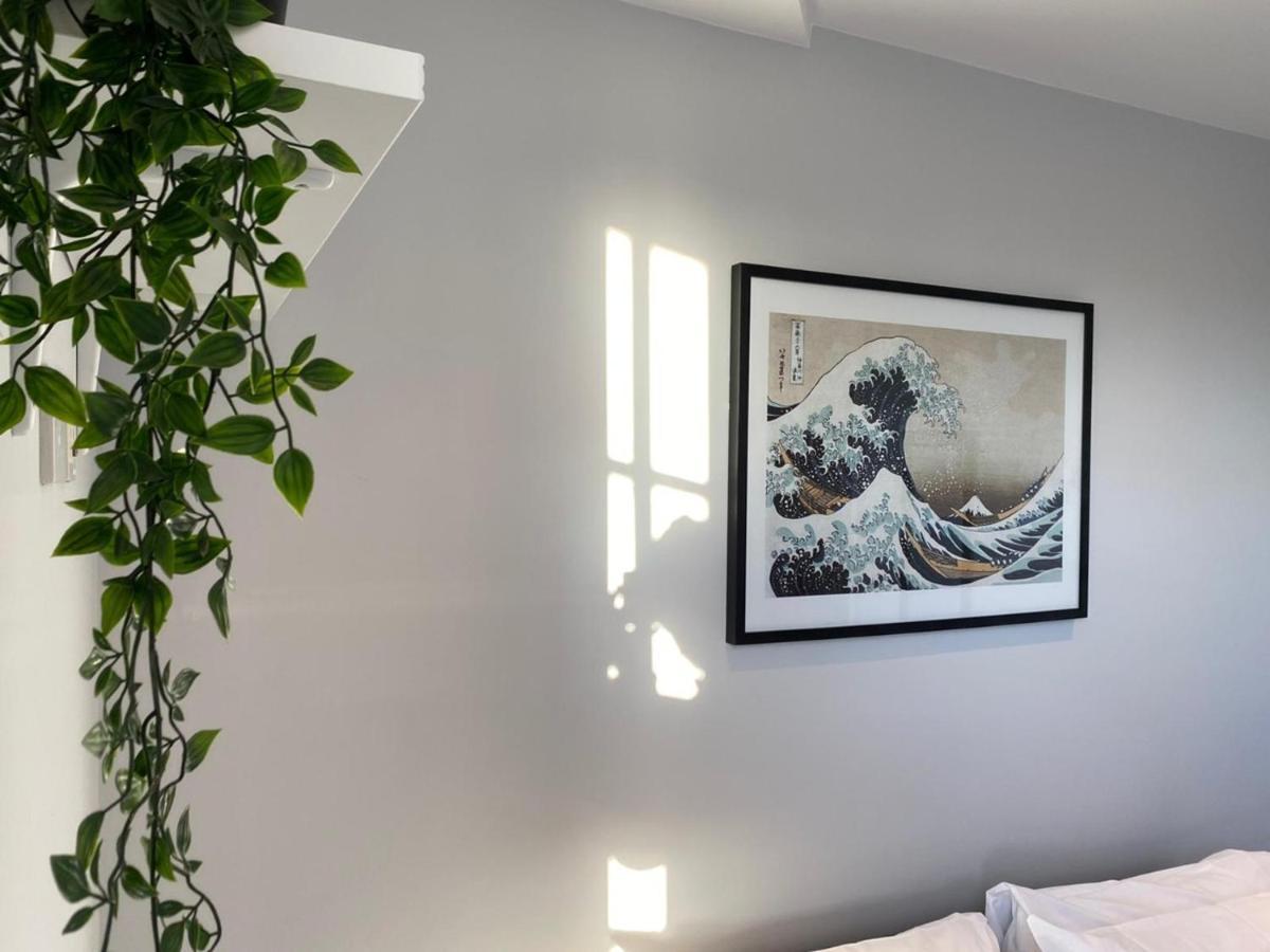 Charming Luxe 1 Bedroom Apartment, Cowley *