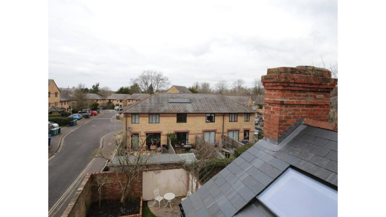 Pass The Keys Stunning, Brand New 3br - * Oxford