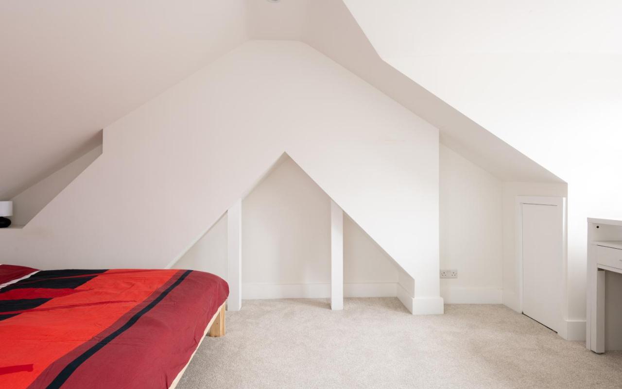 The Jericho Retreat - Bright & Spacious 4bdr With Garden Apartment *