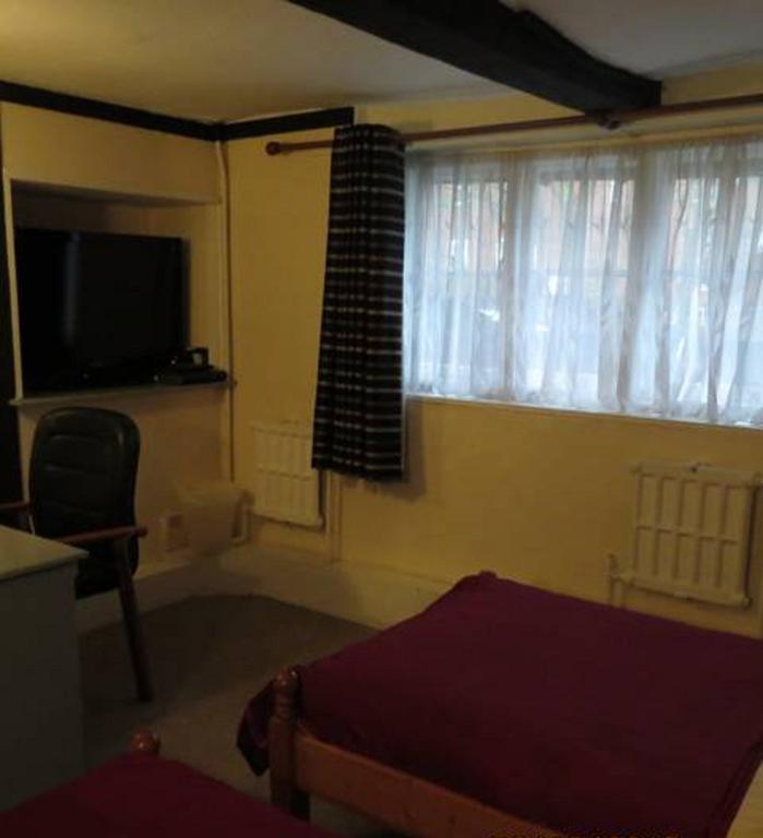 The Old Black Horse Inn 3*