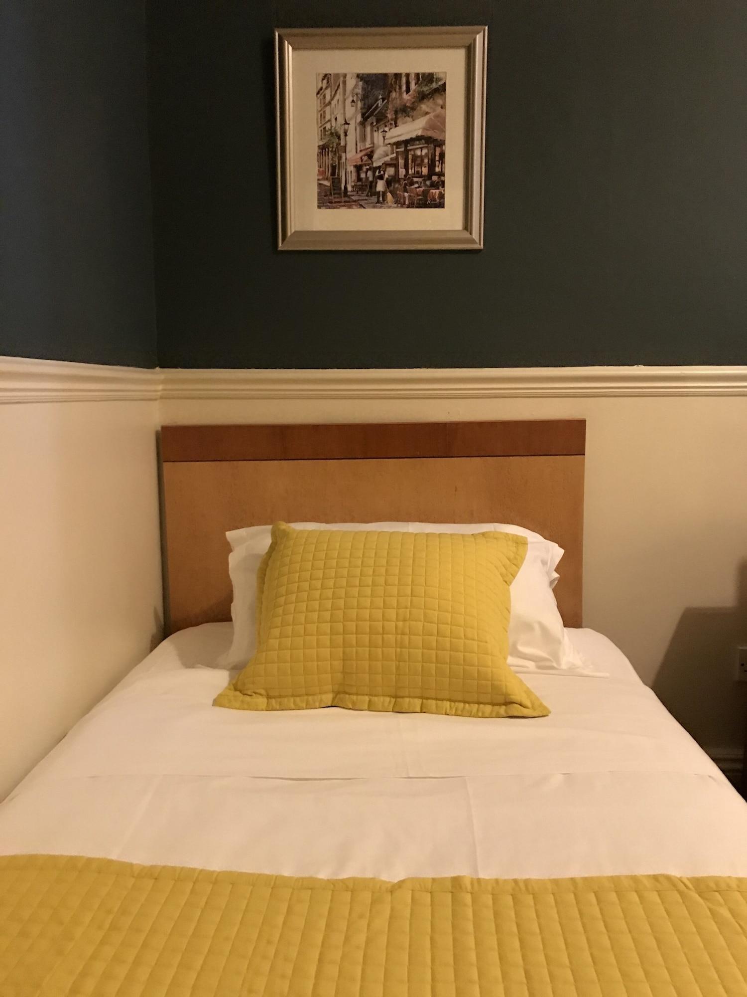 Hotel Eurobar & 3*