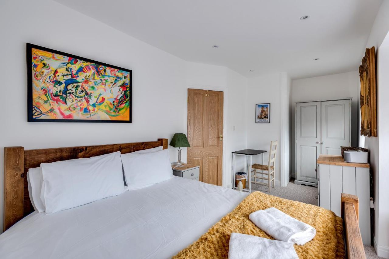 Holiday home Award Winning 3 Bedroom House With Private Parking Florence Park Oxford