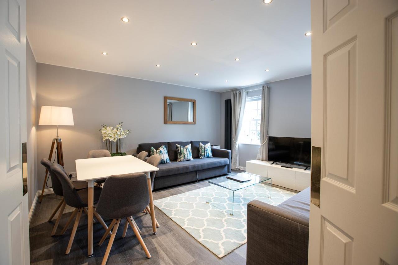 Urban Living's - The Larkin