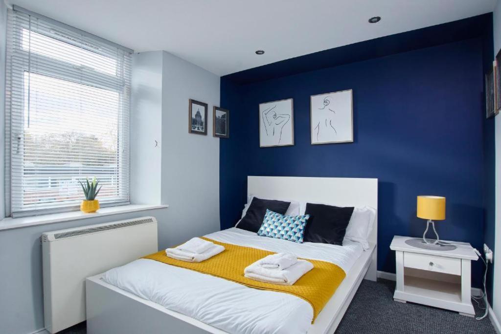 Sleek And Stylish Of - Sleeps 5