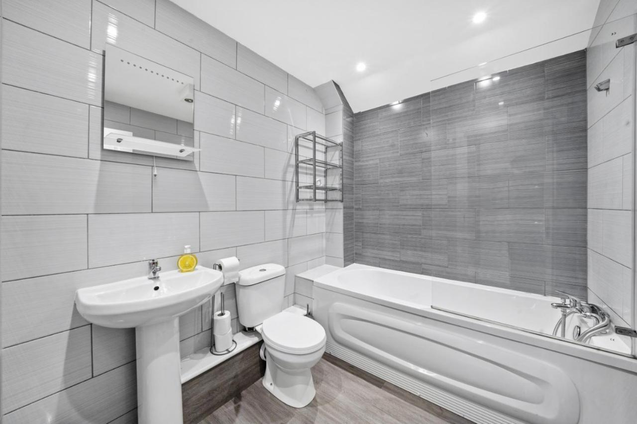 Apartment Stuning 2 Bedroom Flats Free Wifi *