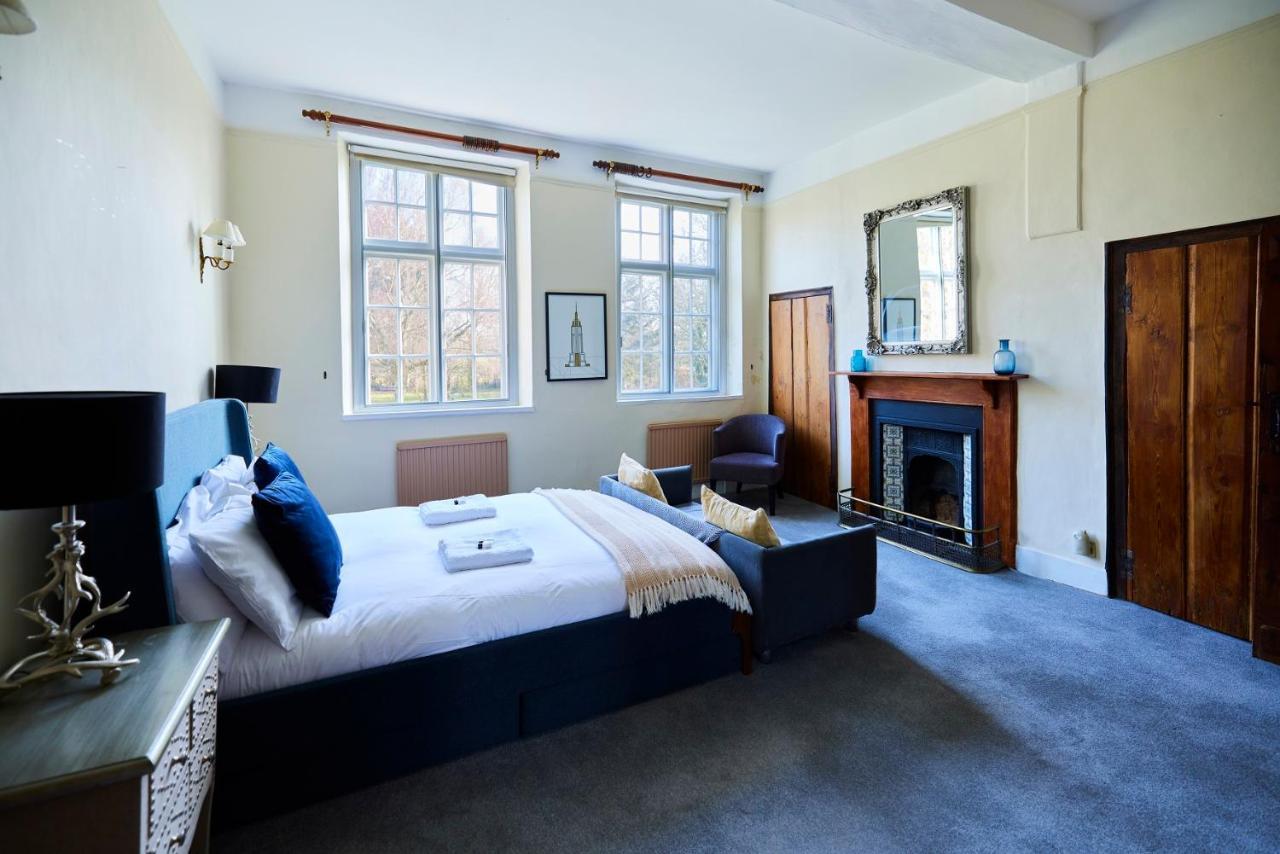 The Royal Retreat -elegant 7bdr With Garden