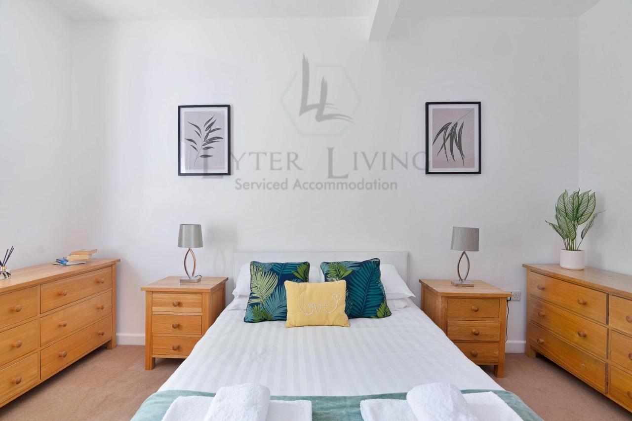 The Wharf - Centre With Garden At Lyter Living Serviced *