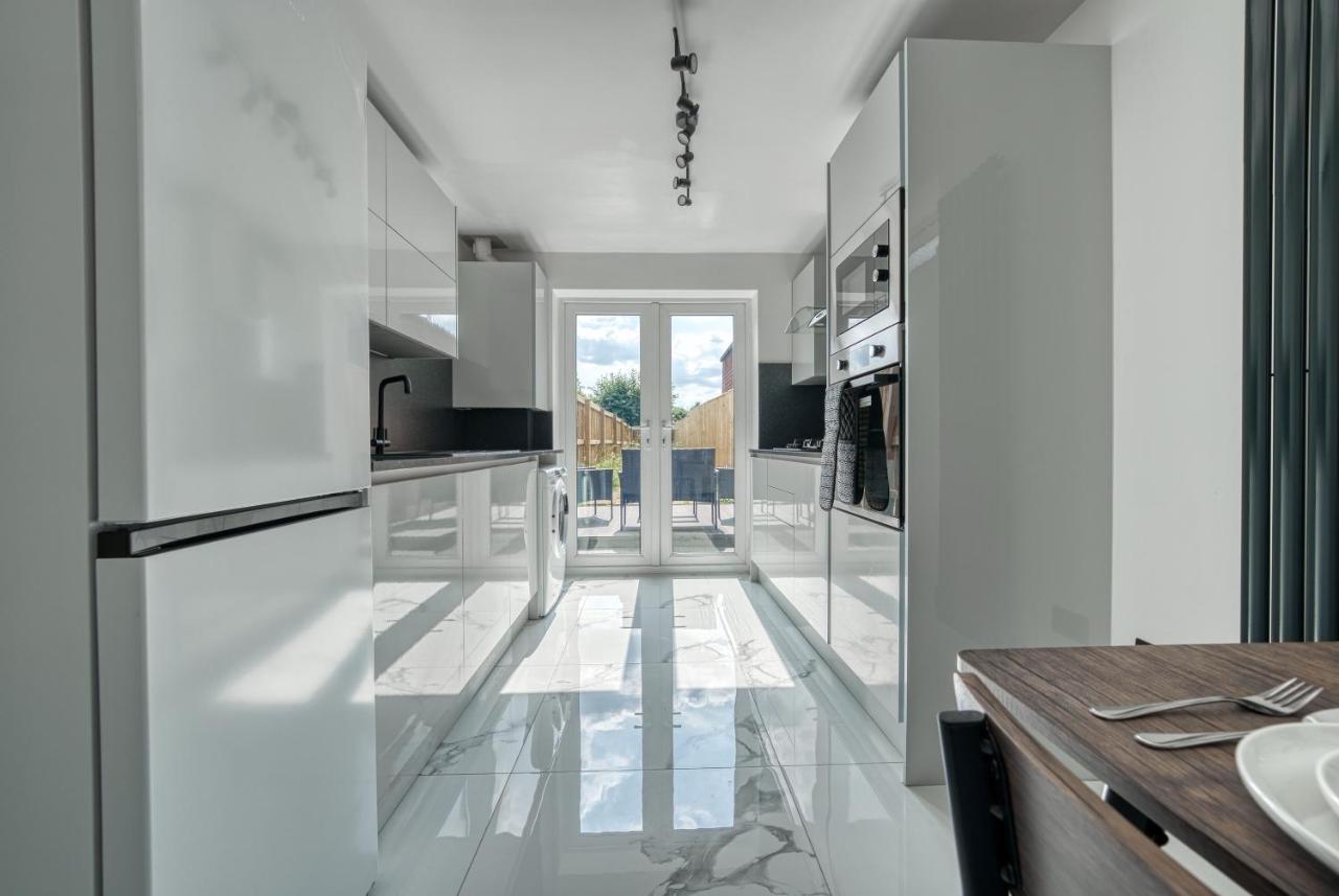 Aryas Homes - Headington Holiday home *