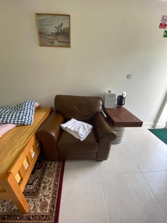 Guest house N D *