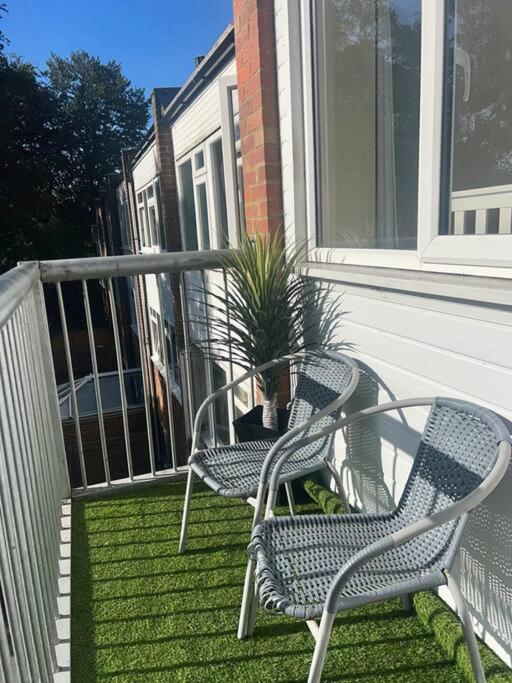 2 Bedroom With Balcony