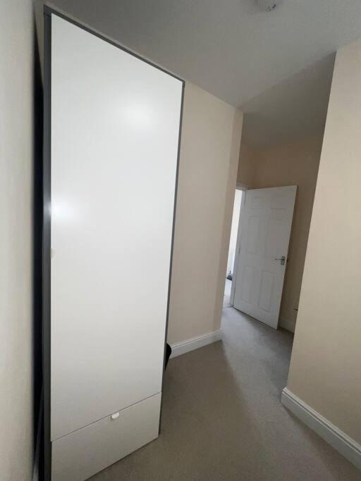 Apartment 2 Bedroom With Balcony Oxford