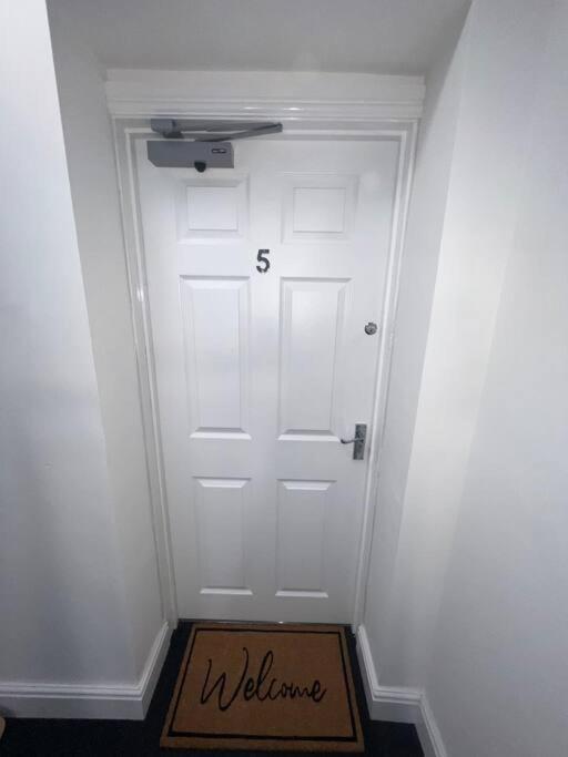2 Bedroom With Balcony * Oxford