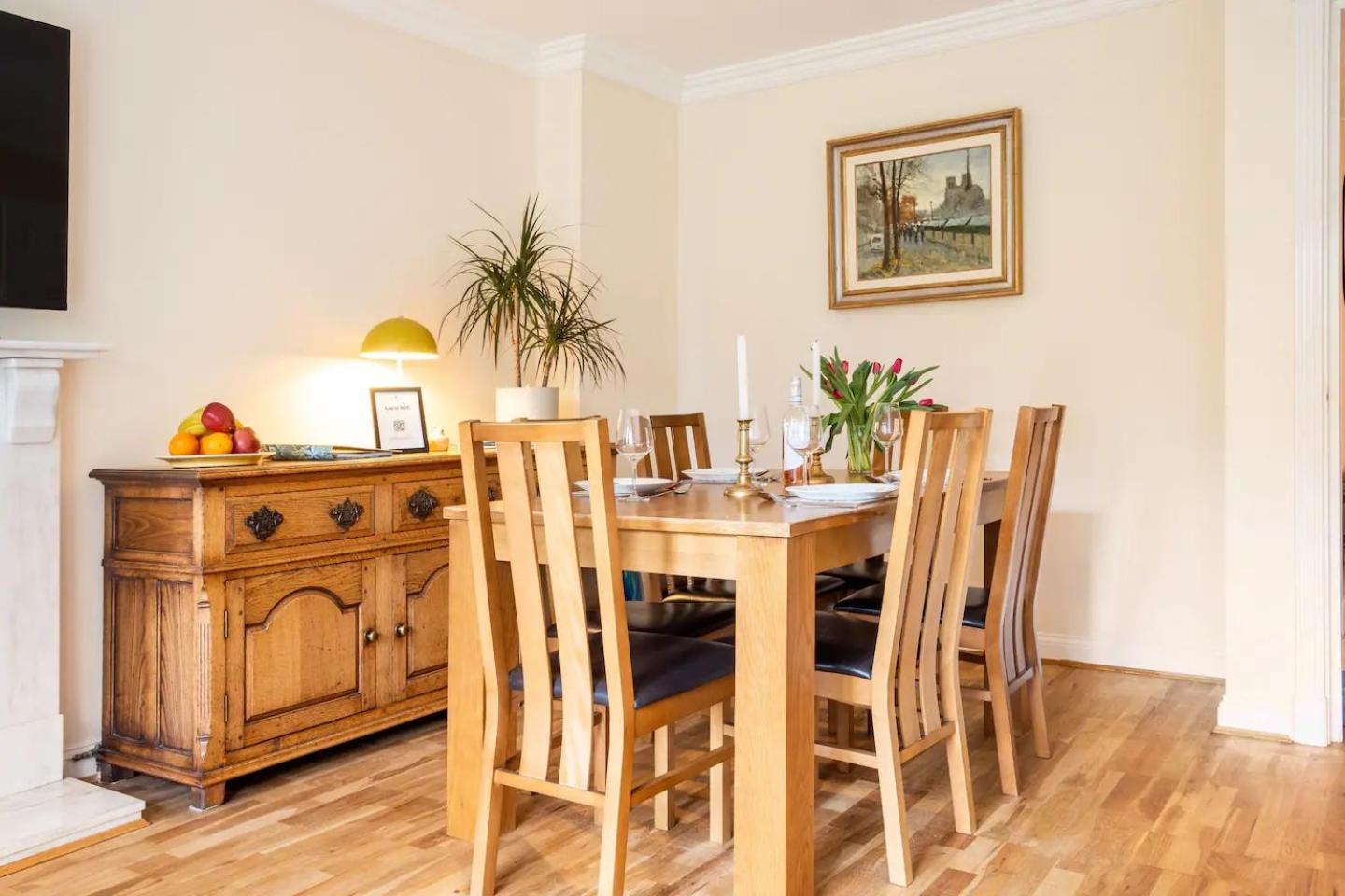 Holiday home Spacious 4-bedroom Townhouse In The Center With Free Parking Oxford