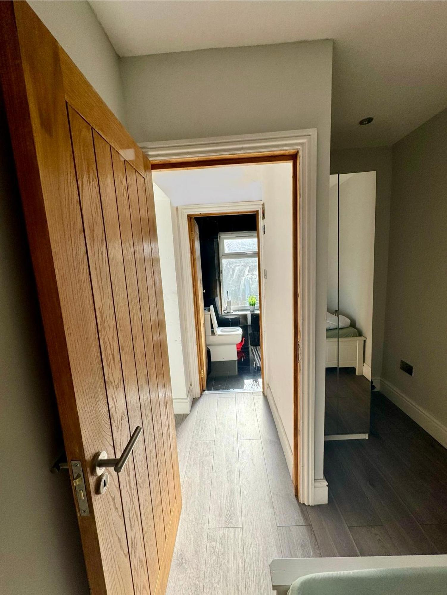 1 Bed With Kitchenette And Bathroom * Oxford