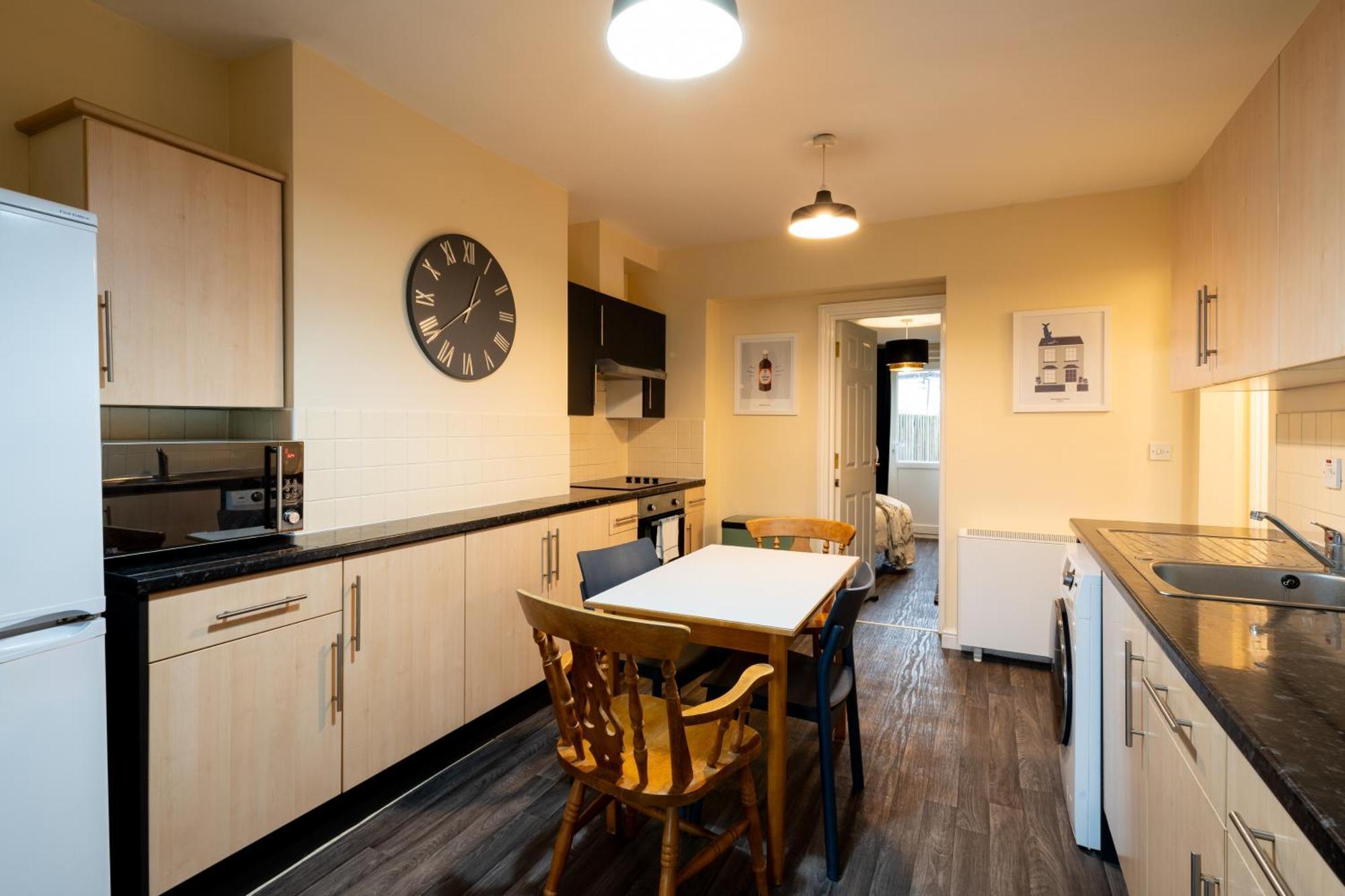 Aryas - Headington Oxford