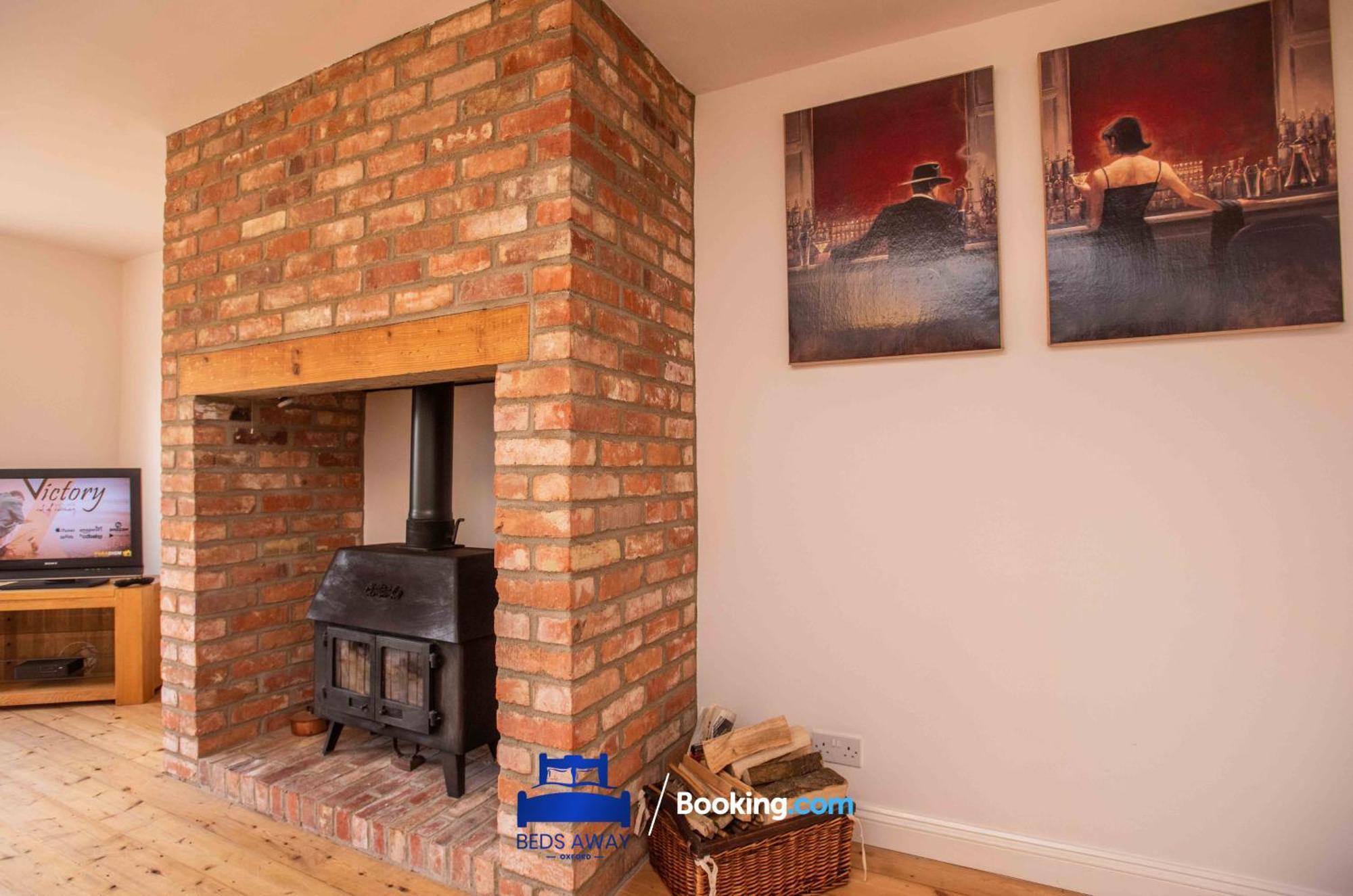 Holiday home Tolkien View House: Literary Retreat With Outdoor Fireplace Oxford