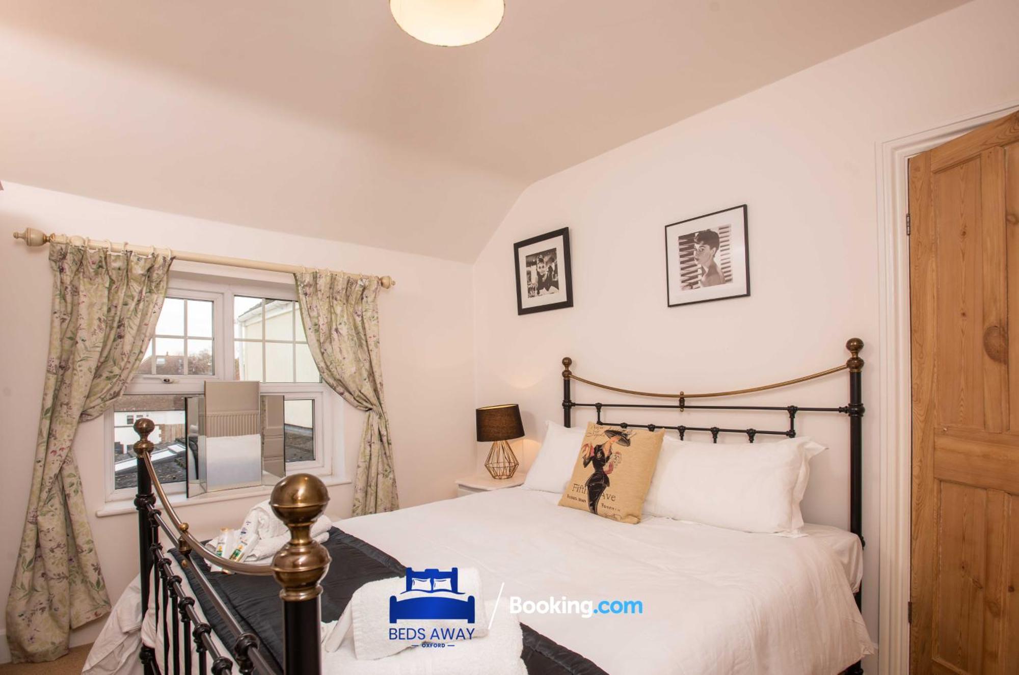 Holiday home Tolkien View House: Literary Retreat With Outdoor Fireplace Oxford