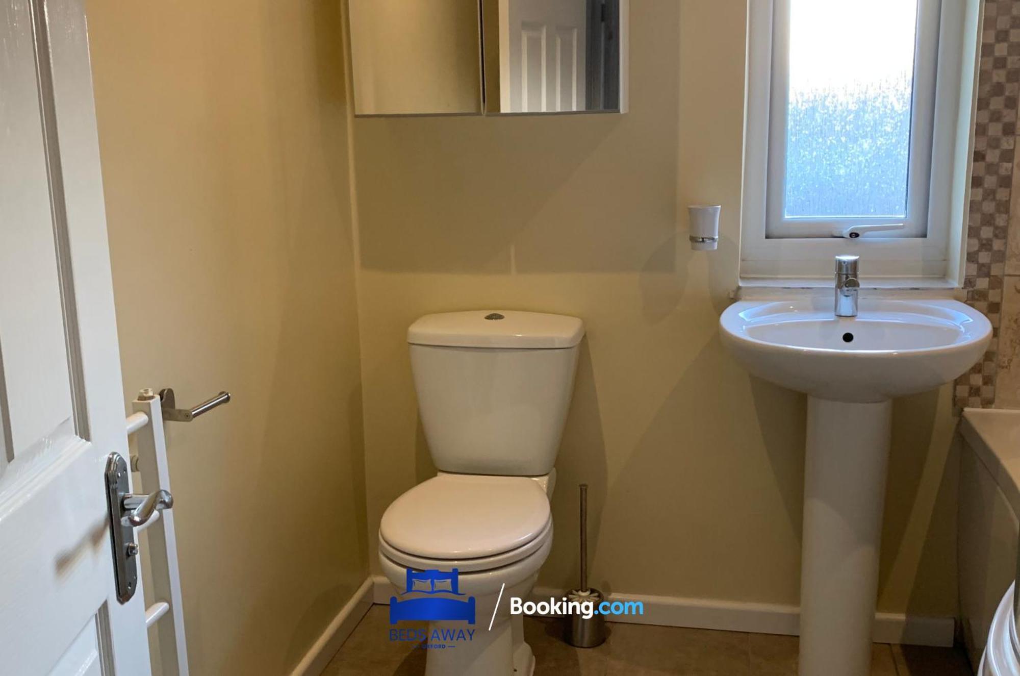 Holiday home Beds Away Oxford: 6-bedroom House With En-suites, Garden & Parking Oxford