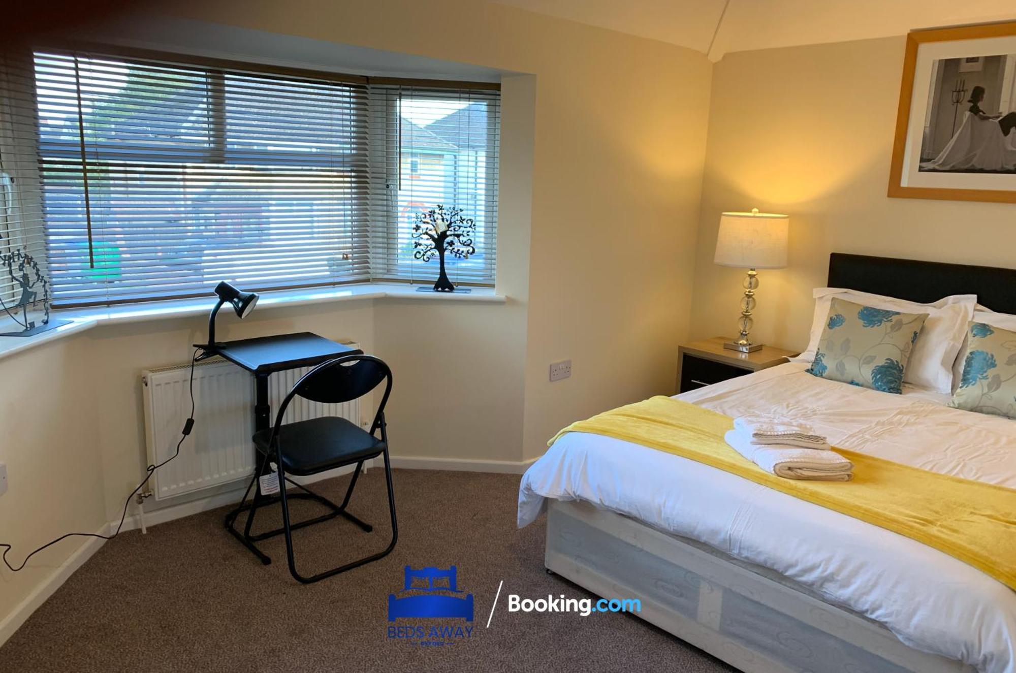 Beds Away Oxford: 6-bedroom House With En-suites, Garden & Parking Oxford