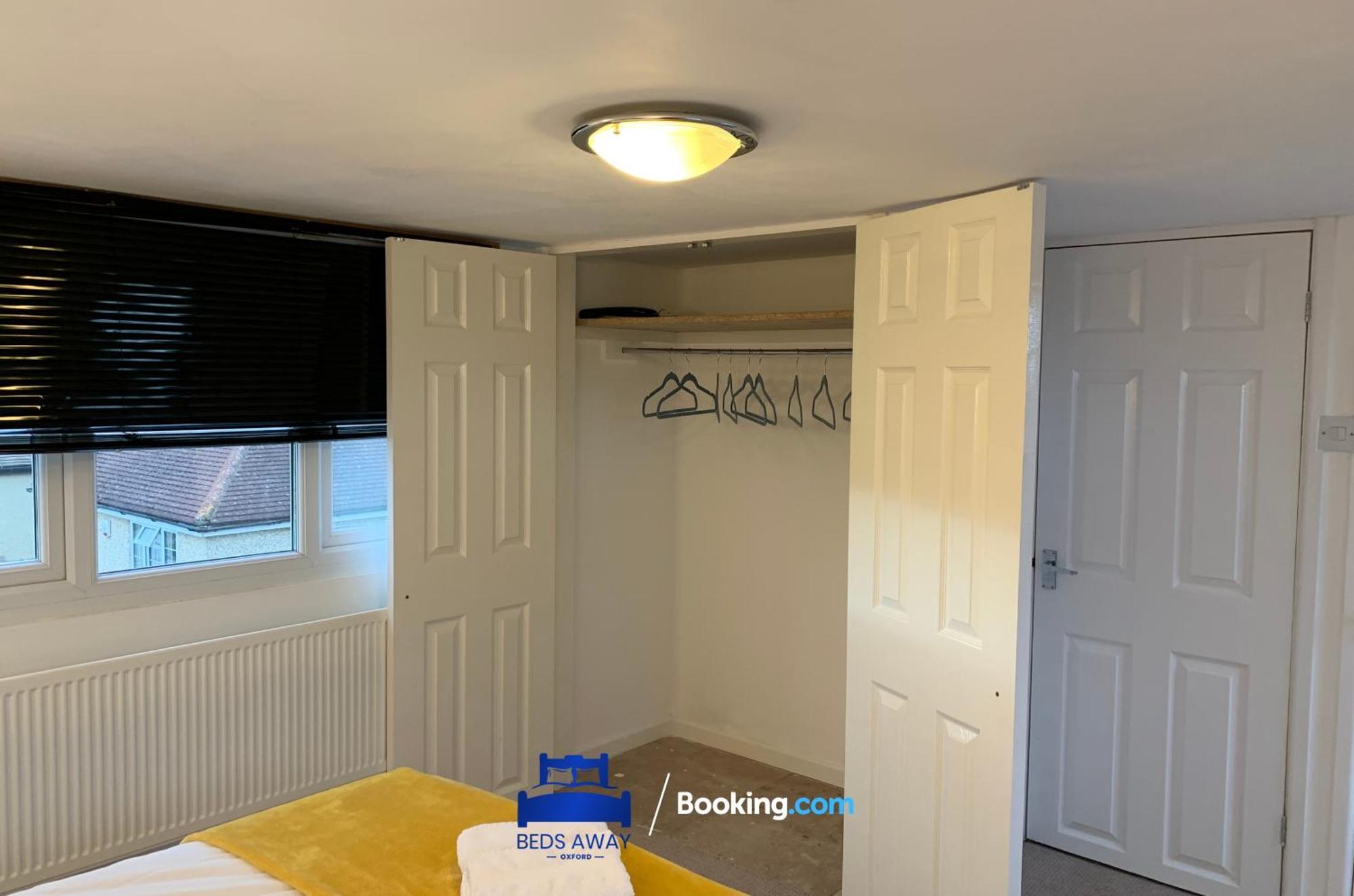 Beds Away Oxford: 6-bedroom House With En-suites, Garden & Parking Oxford