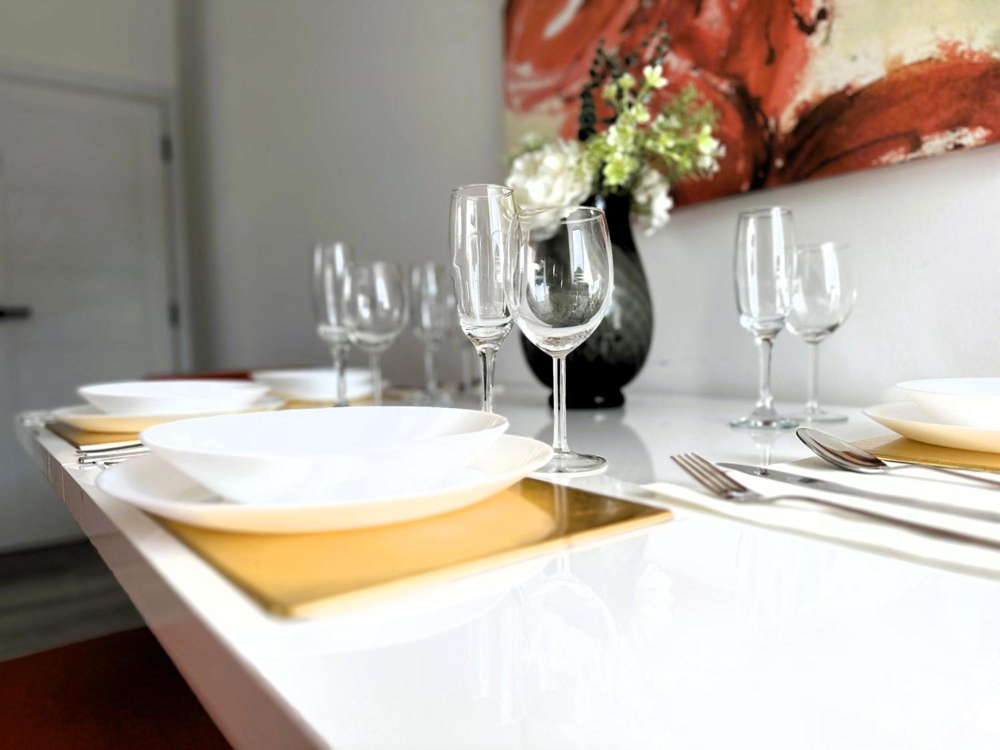 Paradigm Court, Brand New 1-bedroom Flat Apartment *