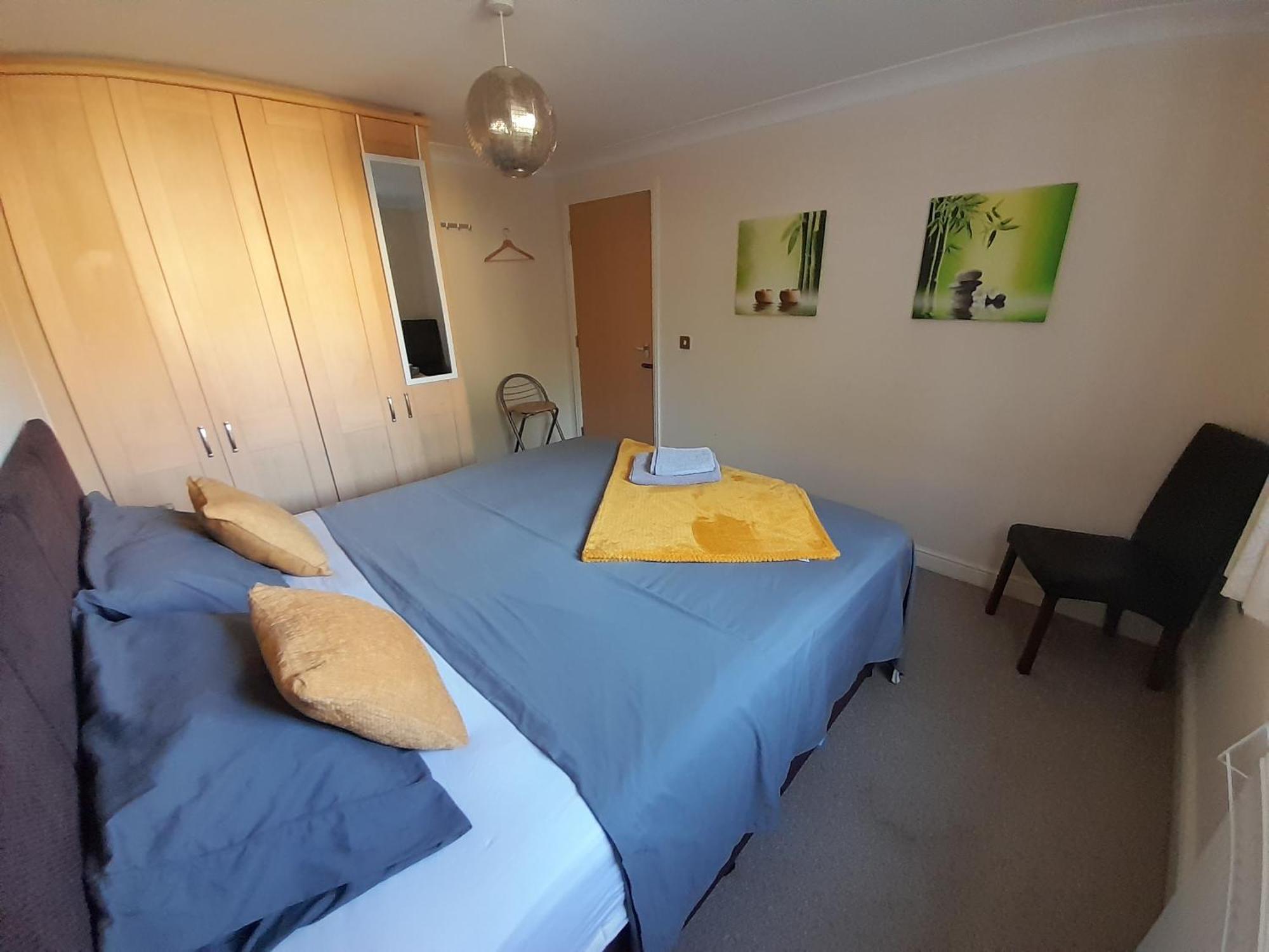 Apartment Private In A Shared House In - Host Lives In The Oxford