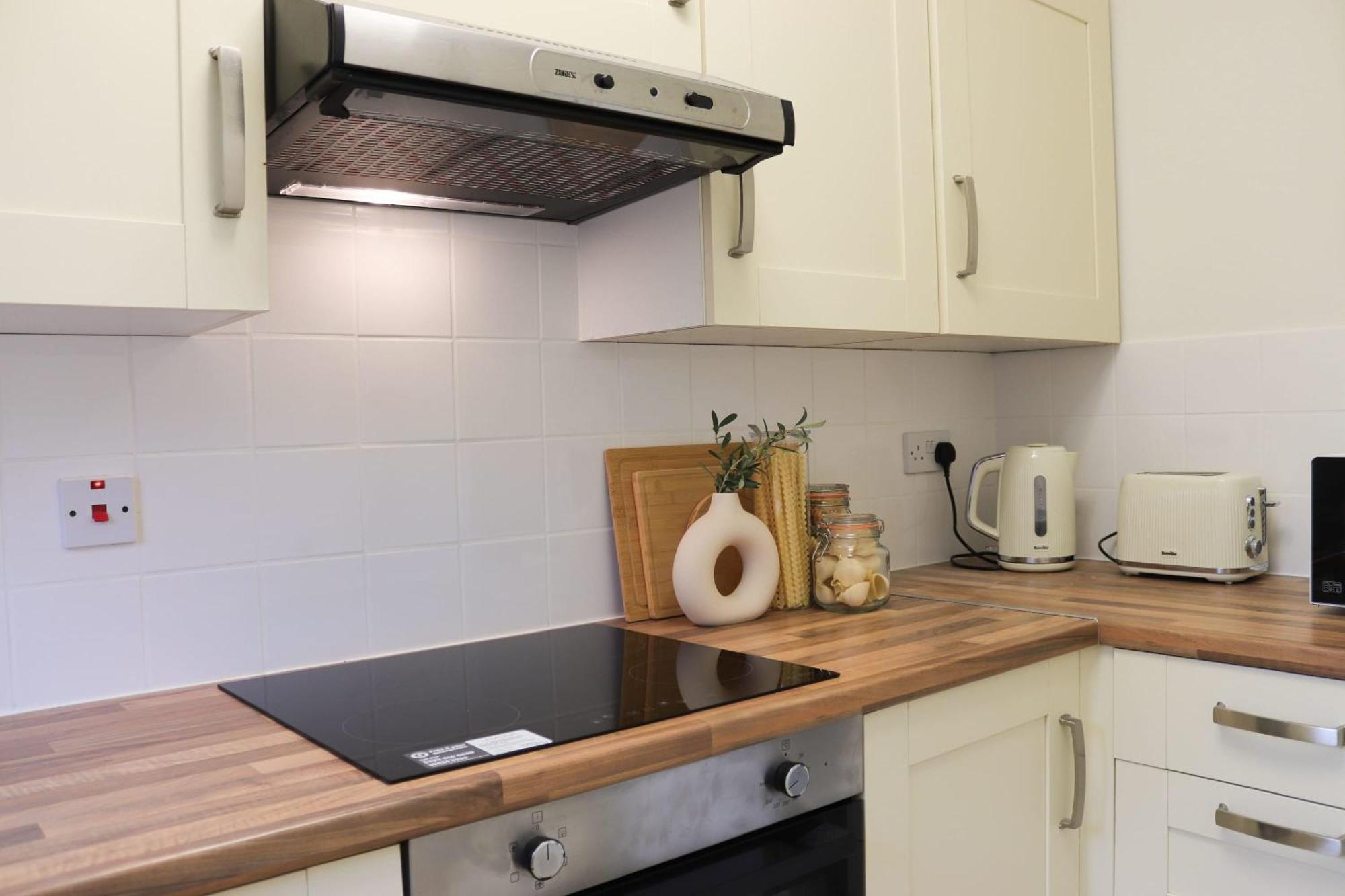 Hidden Haven With Free Parking Apartment
