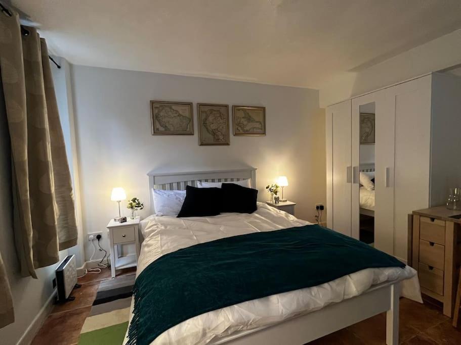 Exclusive Flat In Centre * Oxford