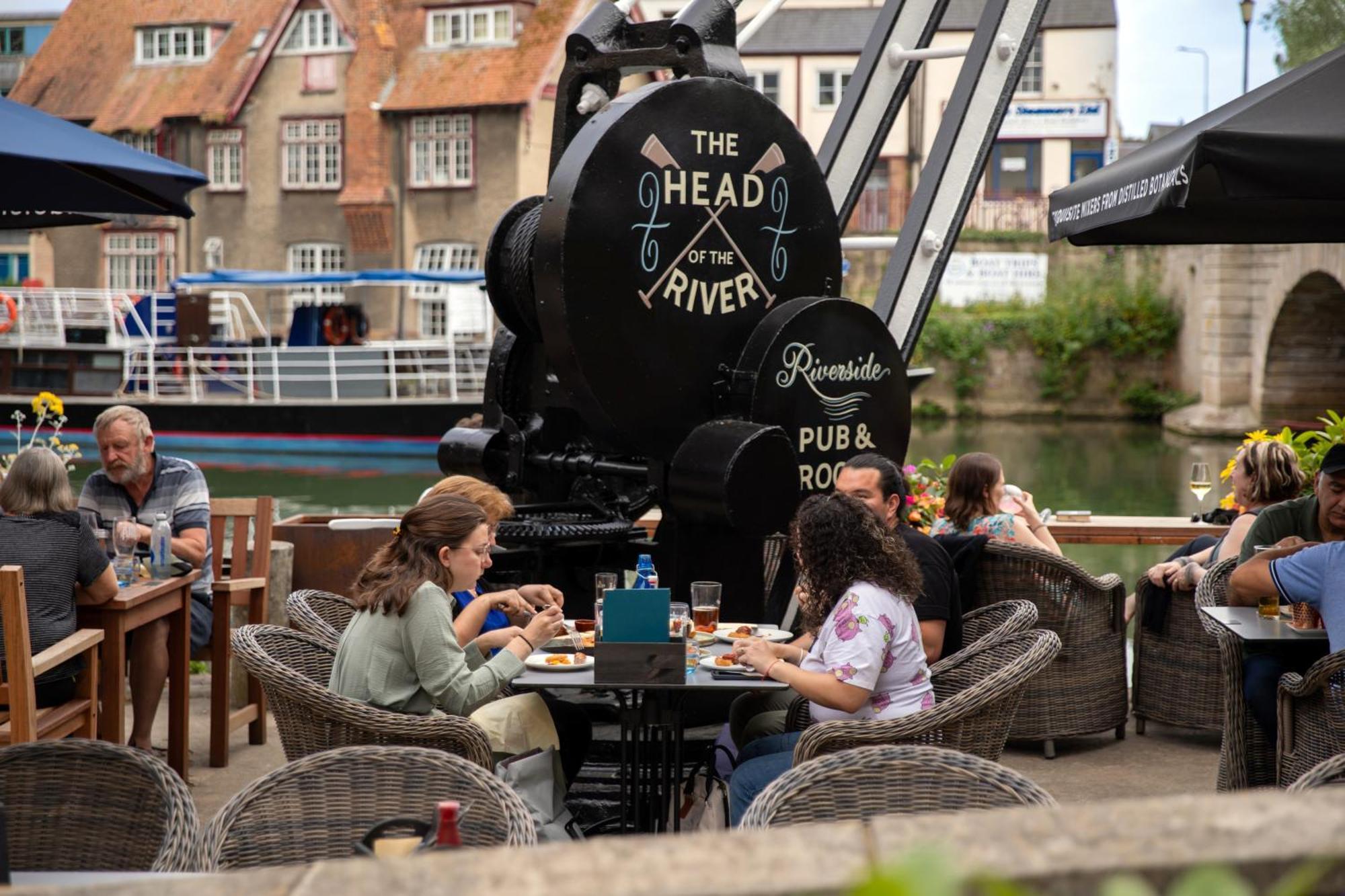 Head Of The River 4*