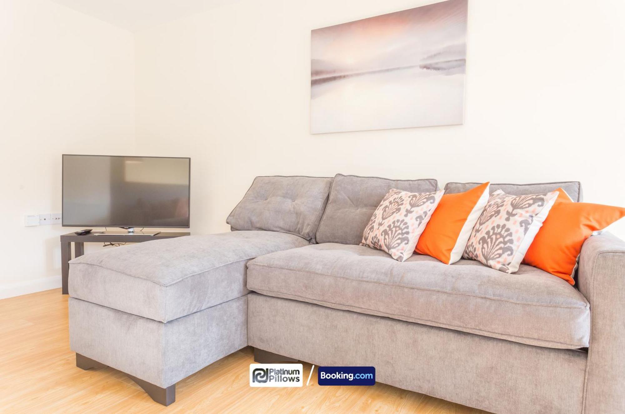 Modern 2 Bedroom Apartments, Near John Radcliffe Hospital, Families & Contractor Oxford