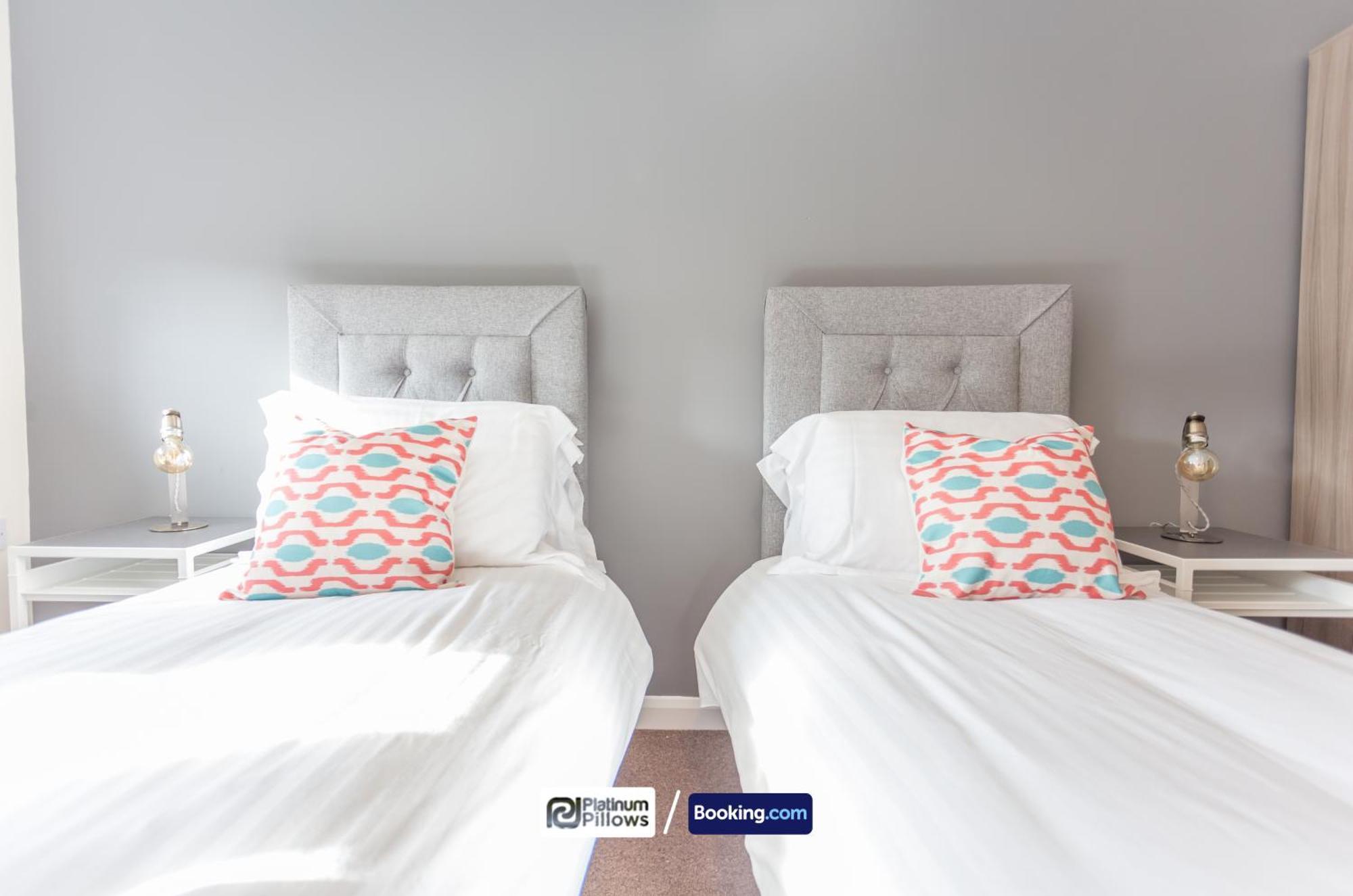 Modern 2 Bedroom Apartments, Near John Radcliffe Hospital, Families & Contractor Oxford
