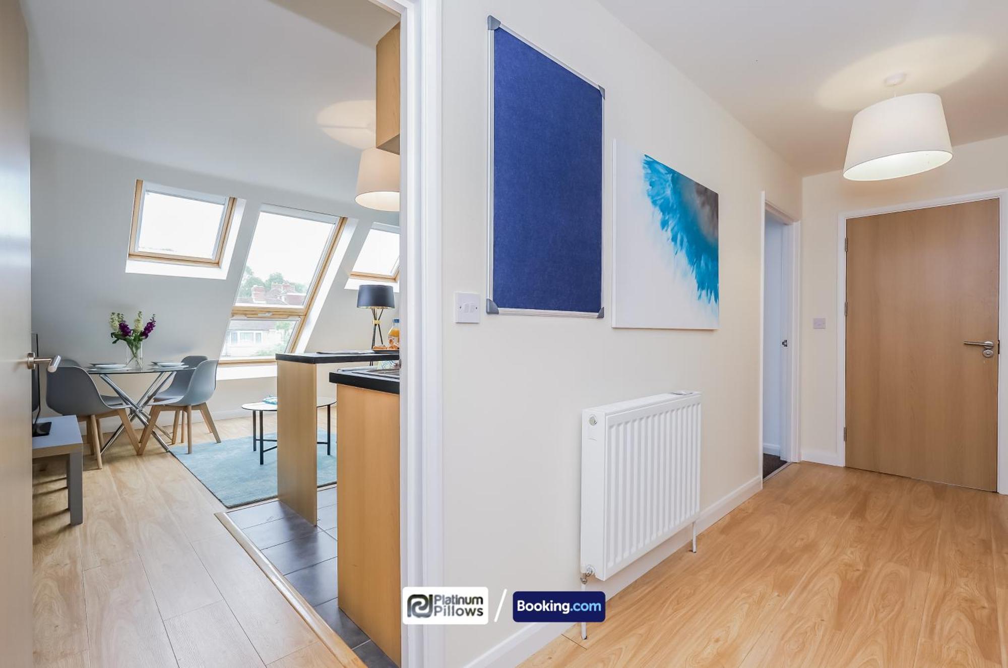 Modern 2 Bedroom Apartments, Near John Radcliffe Hospital, Families & Contractor