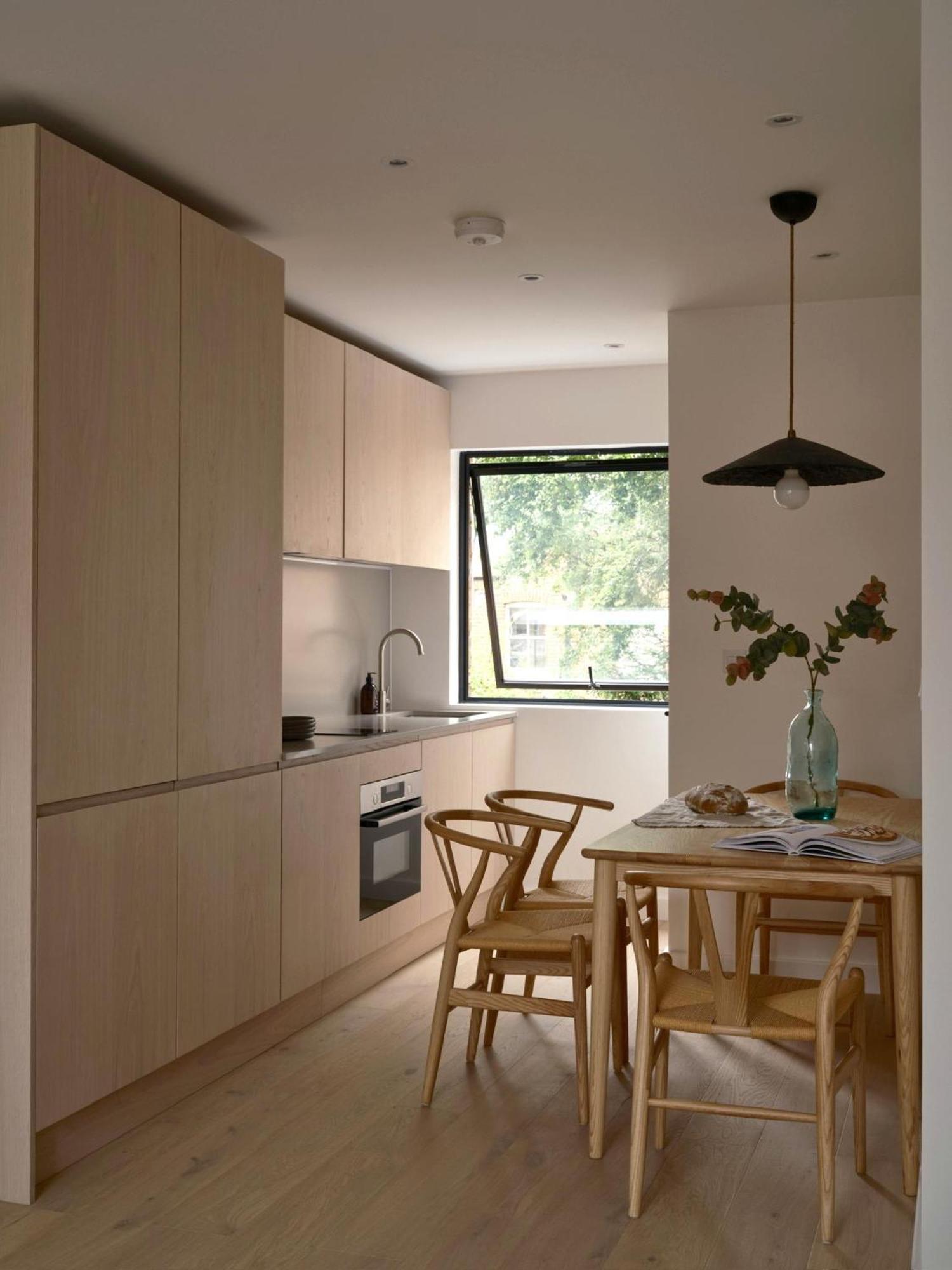 Japandi Chic 1br Bright Functional Designer Flat Apartment *