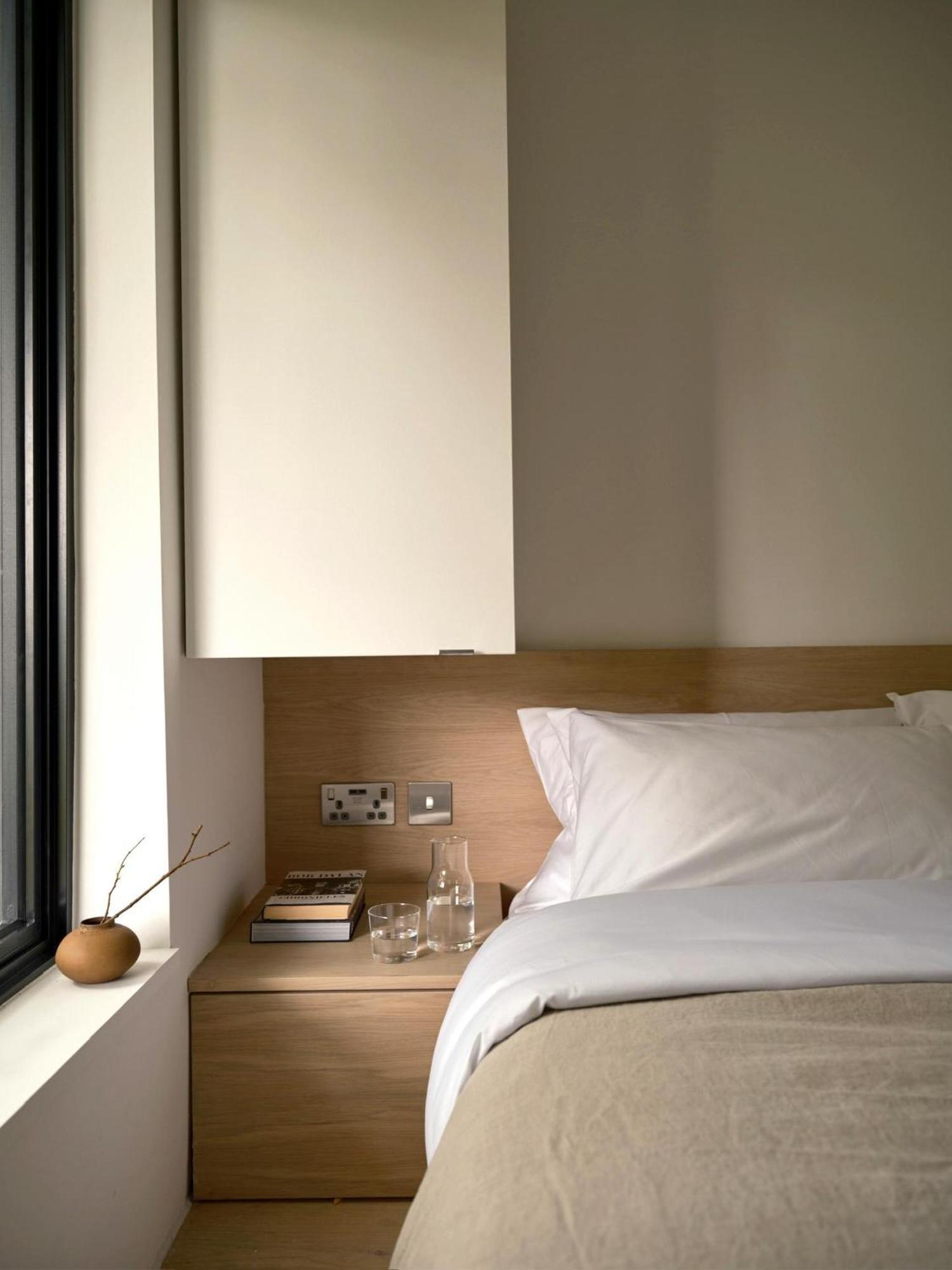 Japandi Chic 1br Bright Functional Designer Flat Apartment