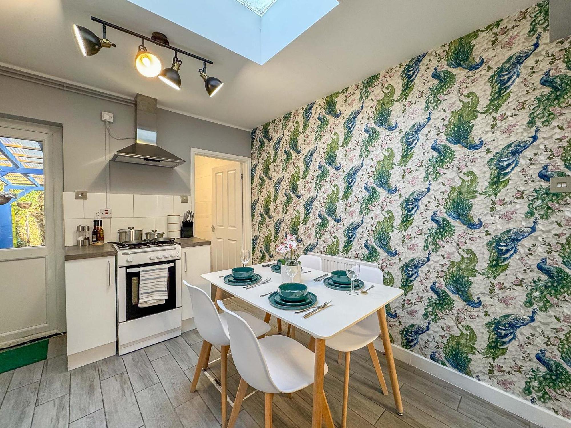 Modern House In Parking-limited Apartment Oxford