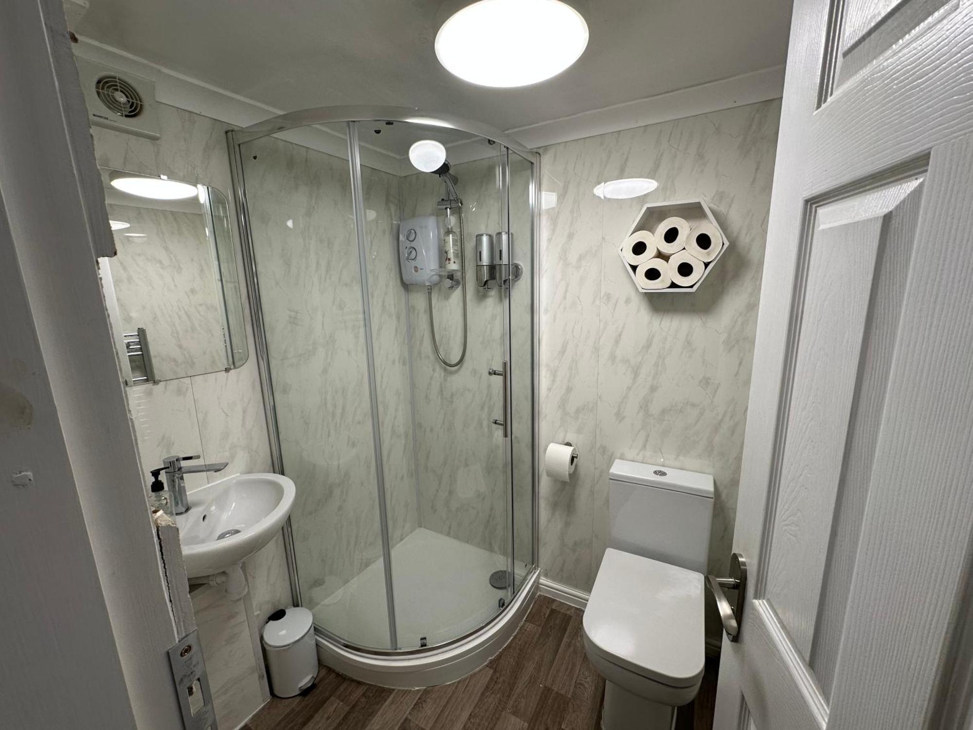 City Guesthouse Guest house *
