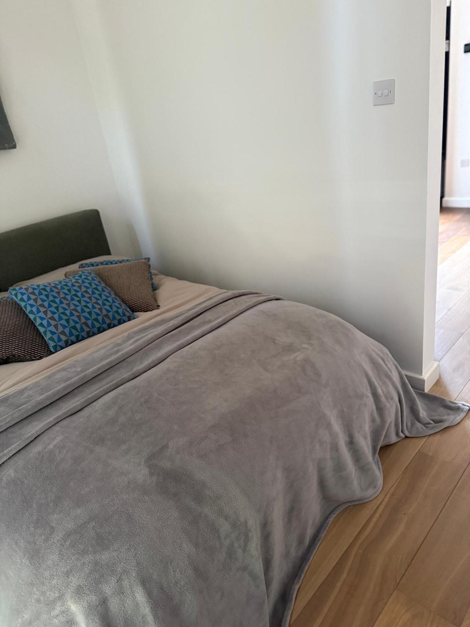 Apartment New Built Cosy Within Walking Distance Of Churchill Hospital Oxford