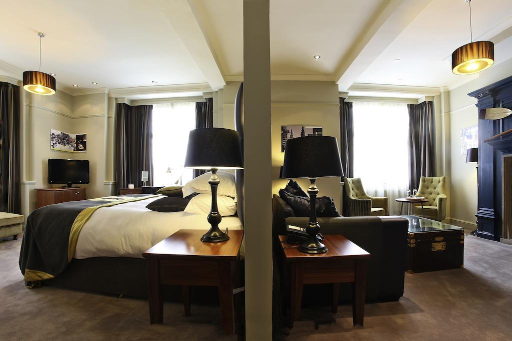 Hotel Mercure Eastgate 4*