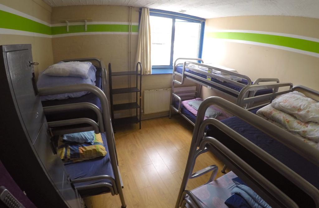 Backpackers * Oxford