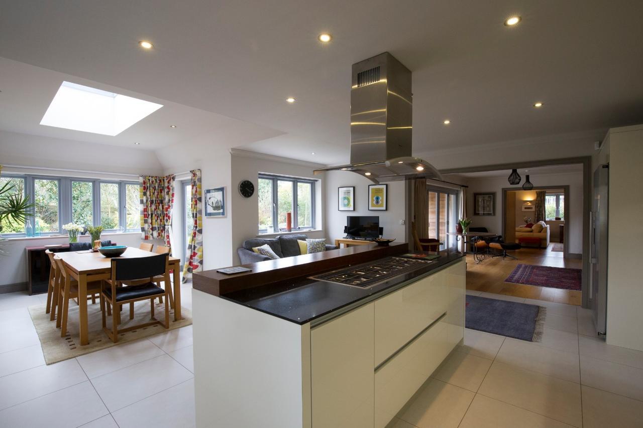 Stunning 5 Bed Garden -