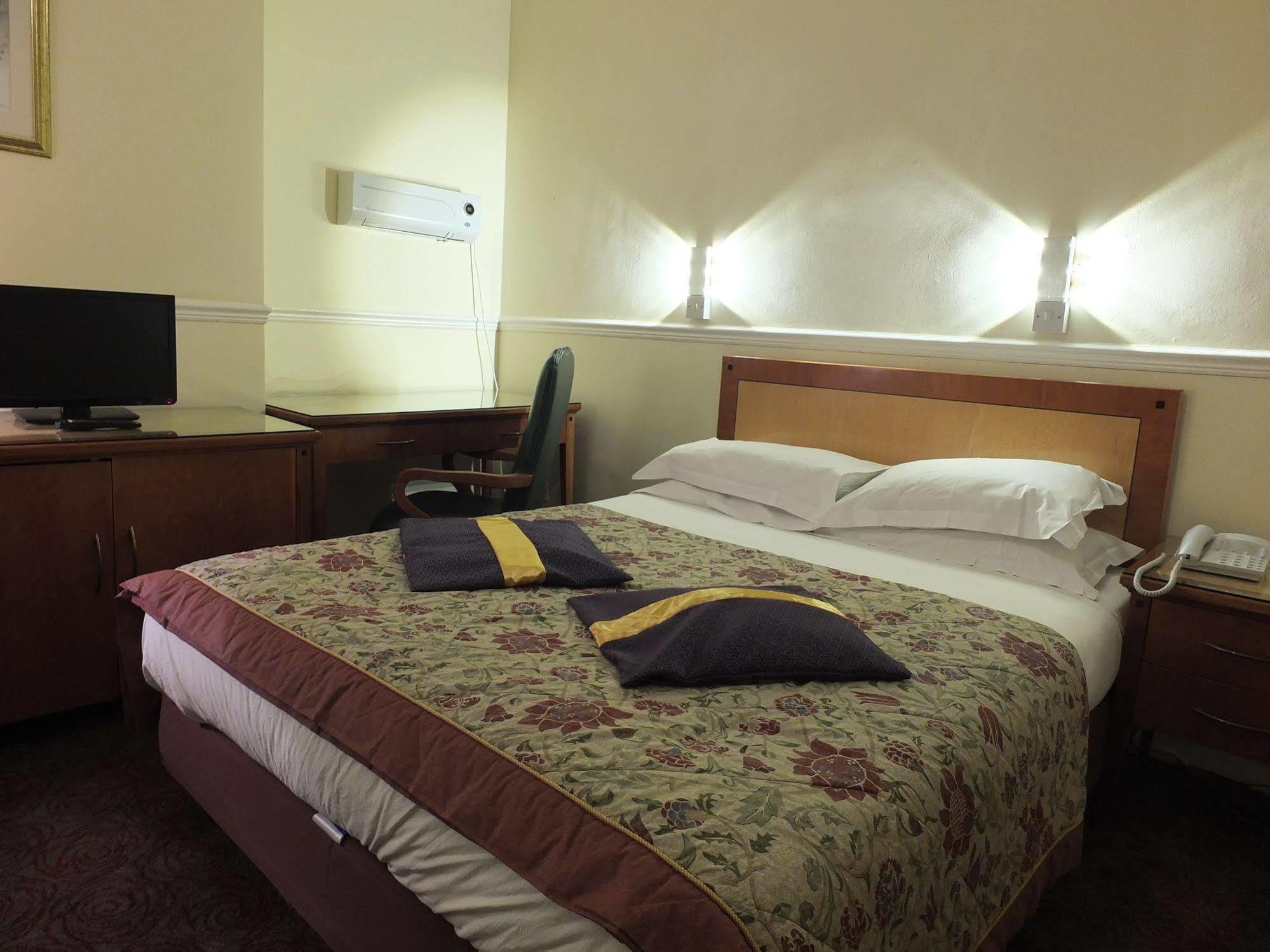 Hotel Eurobar &