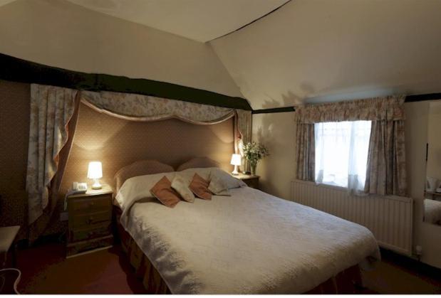 Bath Place Hotel 3*