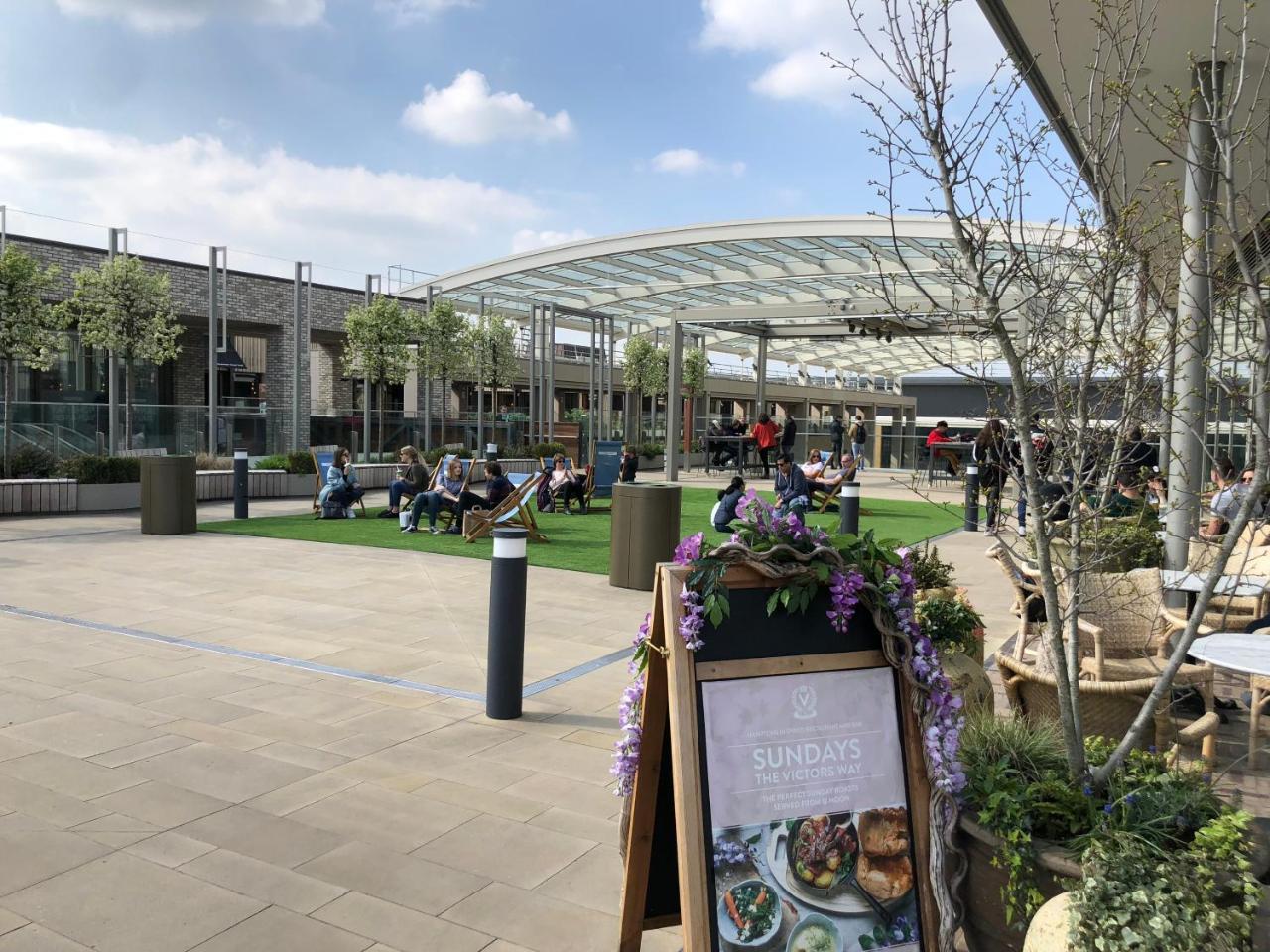 Urban Living's - The Larkin Apartment Oxford