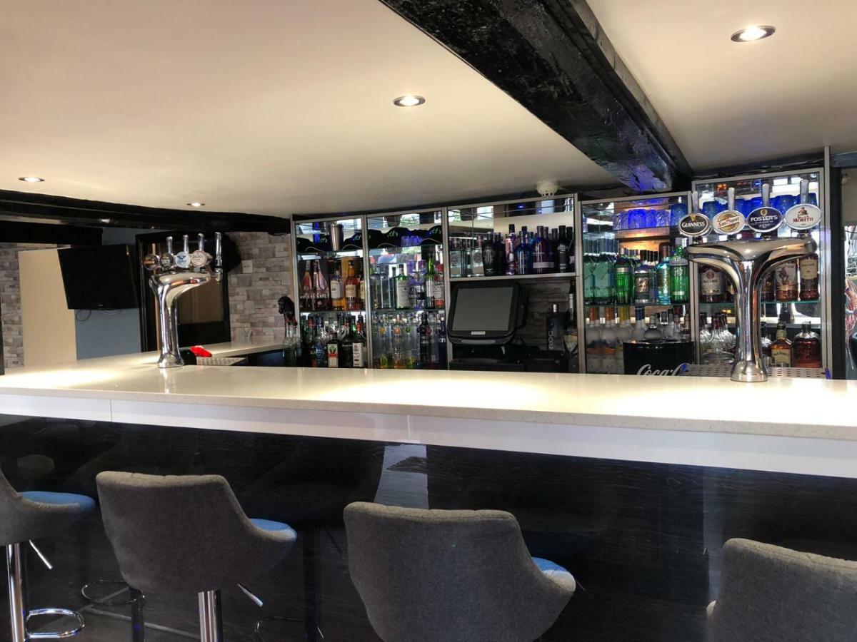 The Old Black Horse Inn 3*