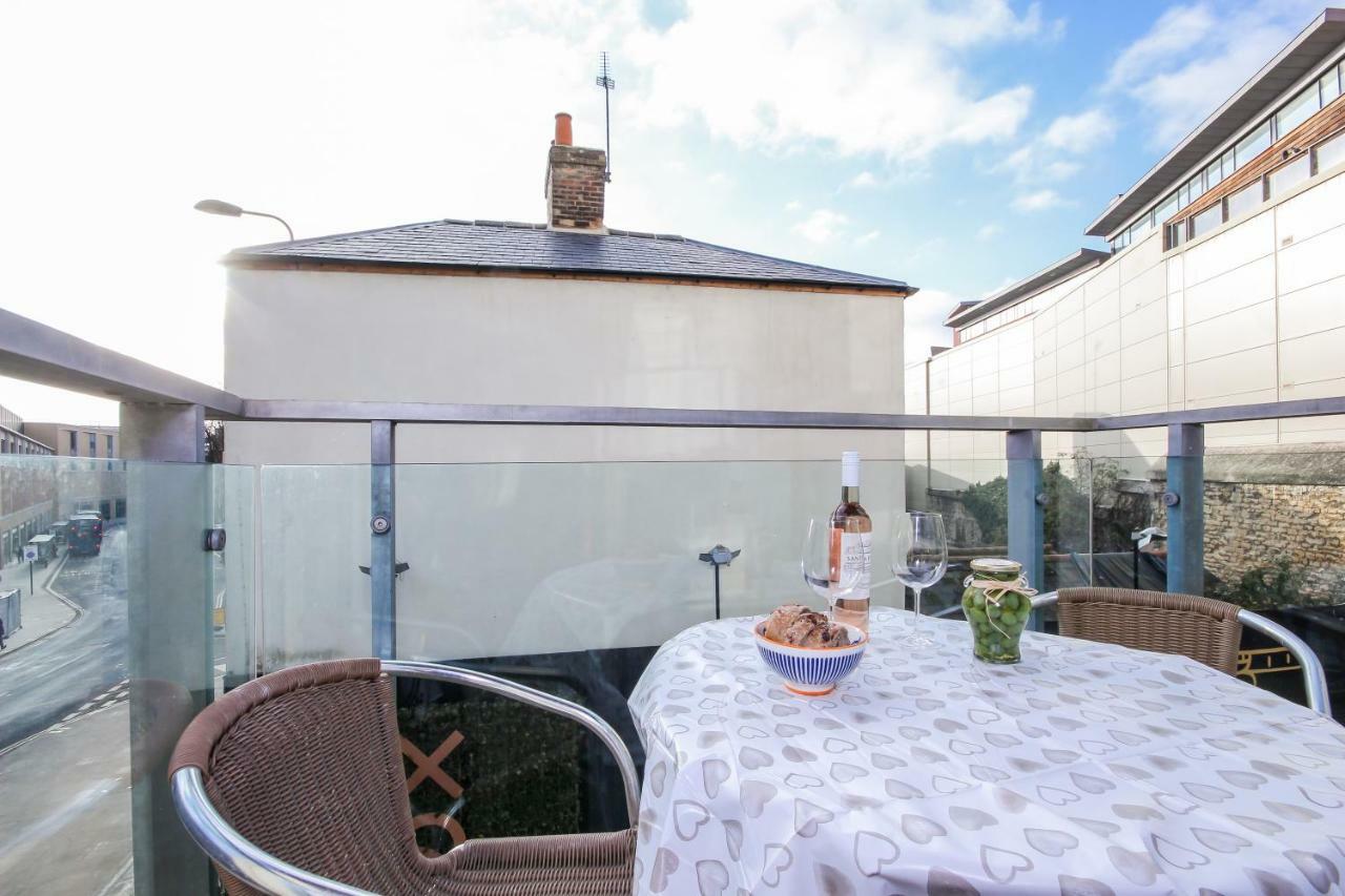 Oxfordshire Living - The Alice -