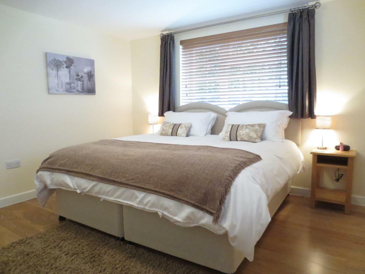 Apartment 1 *