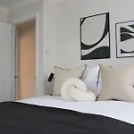 Hidden Oxford Haven With Free Parking